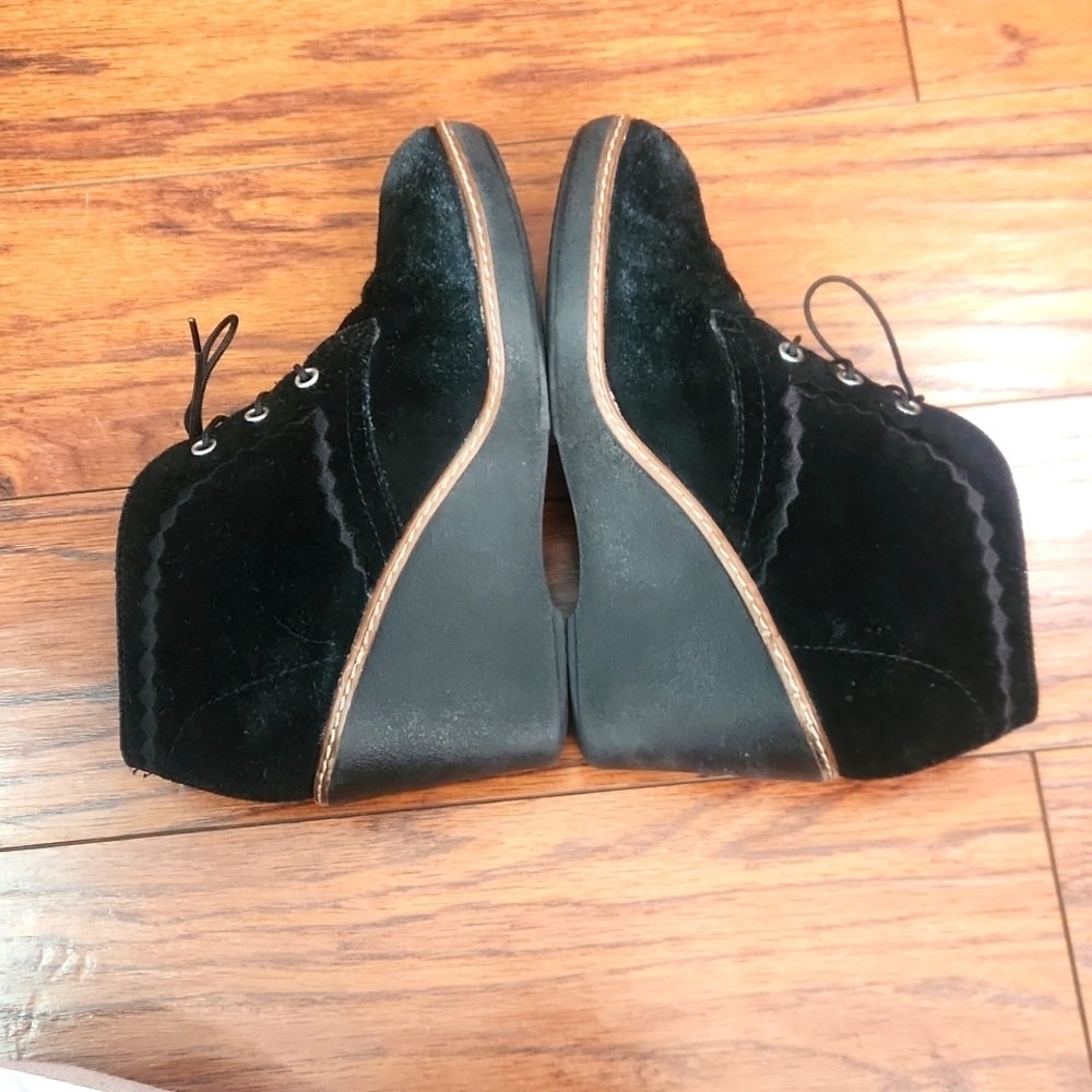 Naturalizer Black Suede Kaitlyn Ankle Wedge Boots - Picture 5 of 8